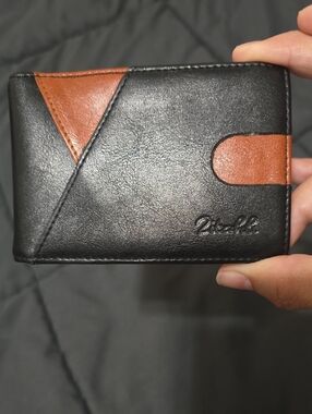 Zitahli Mens Slim Black Leather RFID Bifold Wallet 11 Card Slots EUC